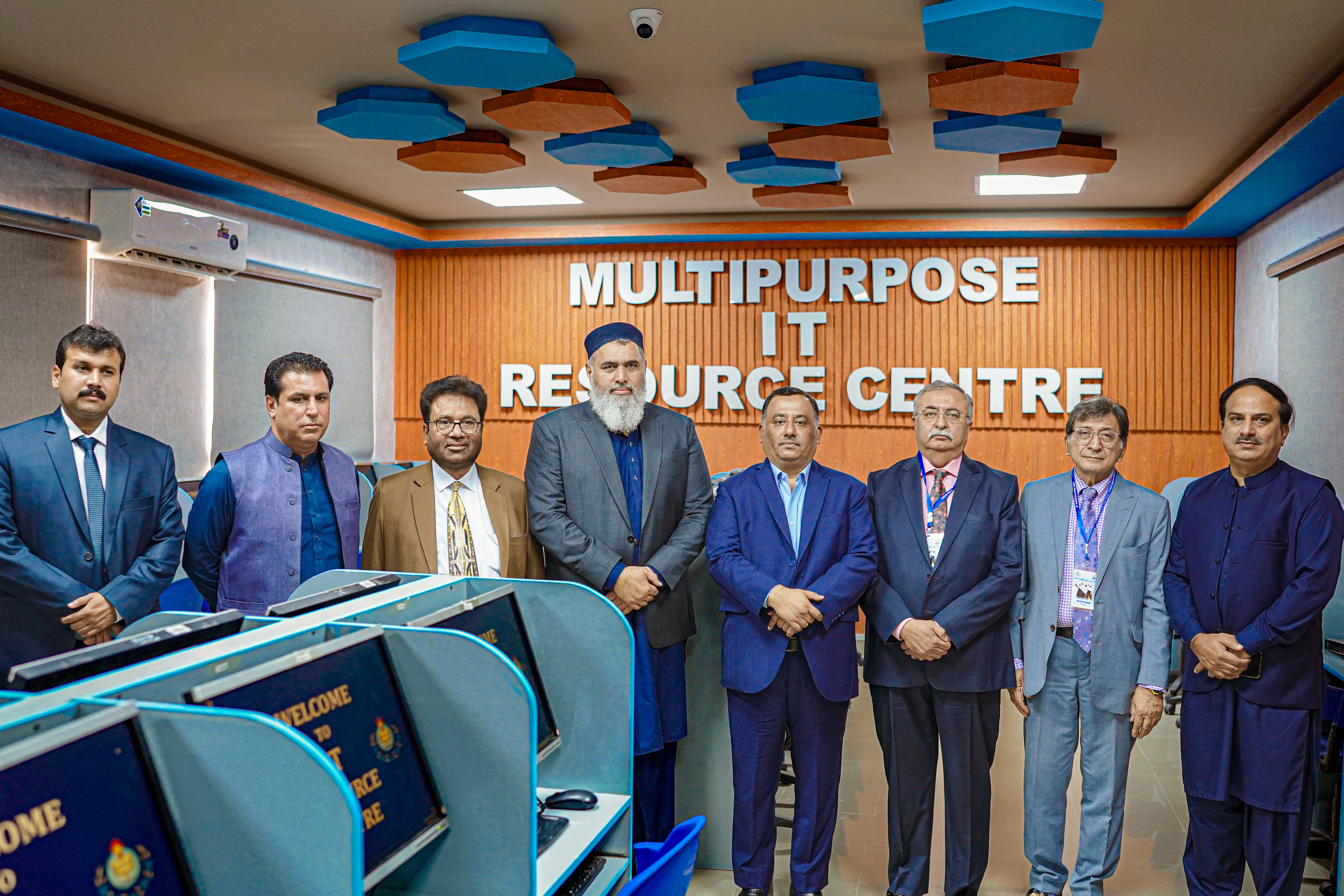 IT RESOURCE CENTER